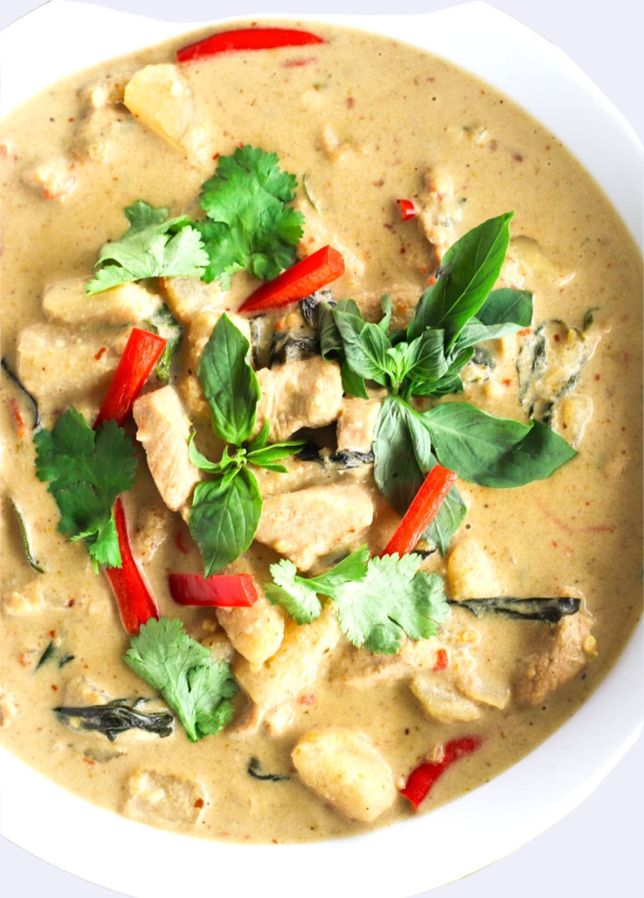 Family Meal: Thai Green Curry with Chicken and Bamboo (3 lb meal)